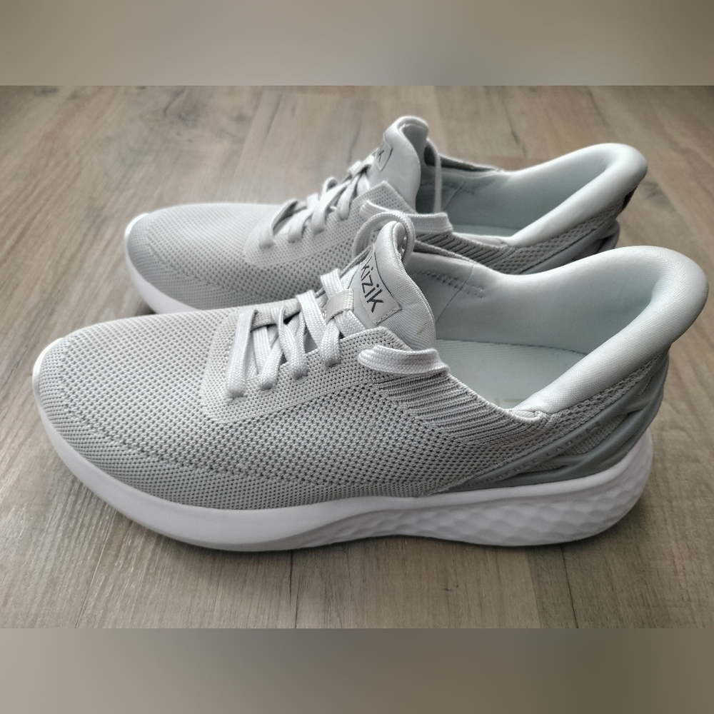 Kizik Women's Athens Hands Free Sneakers Size 8 - Picture 2 of 11